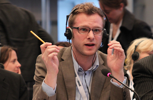 Snorre Valen, medlem i Finanskomiteen for SV ønsker utvidet land-for-land rapportering. Foto: OSCE Parliamentary Assembly